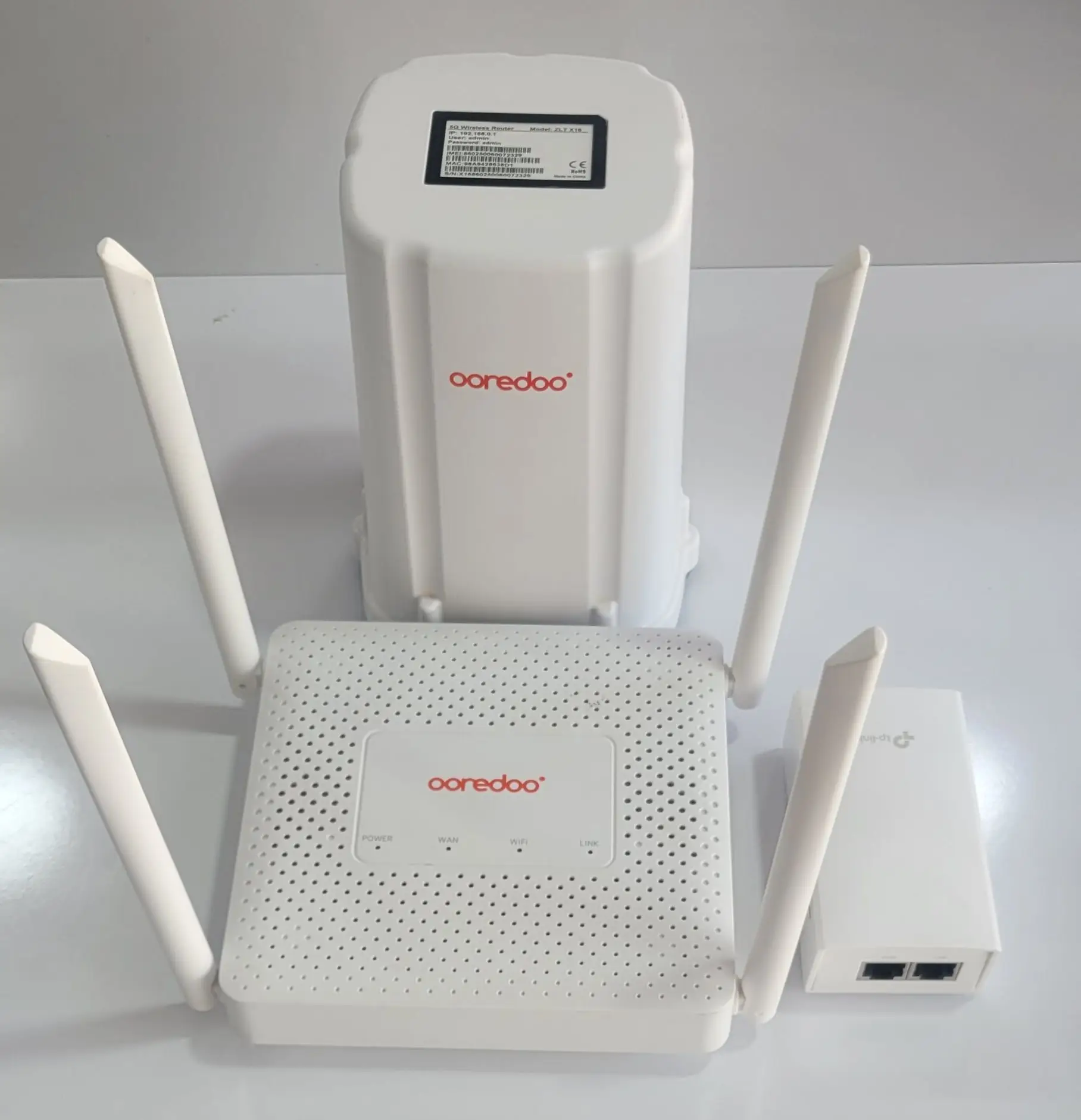 مودم سیم کارتی ۵G/TDLTE فضای باز مدل ZLT X16(به همراه روتر استوک ooredoo)